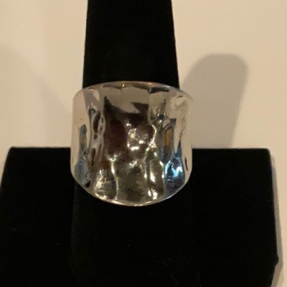 Modern Hammered Ring - Picture 2 of 10